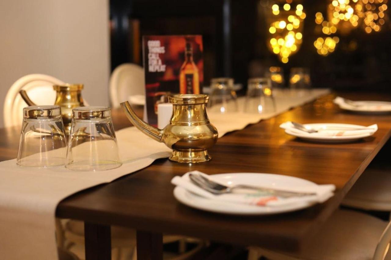 Hotel Samraj Mumbai Luaran gambar