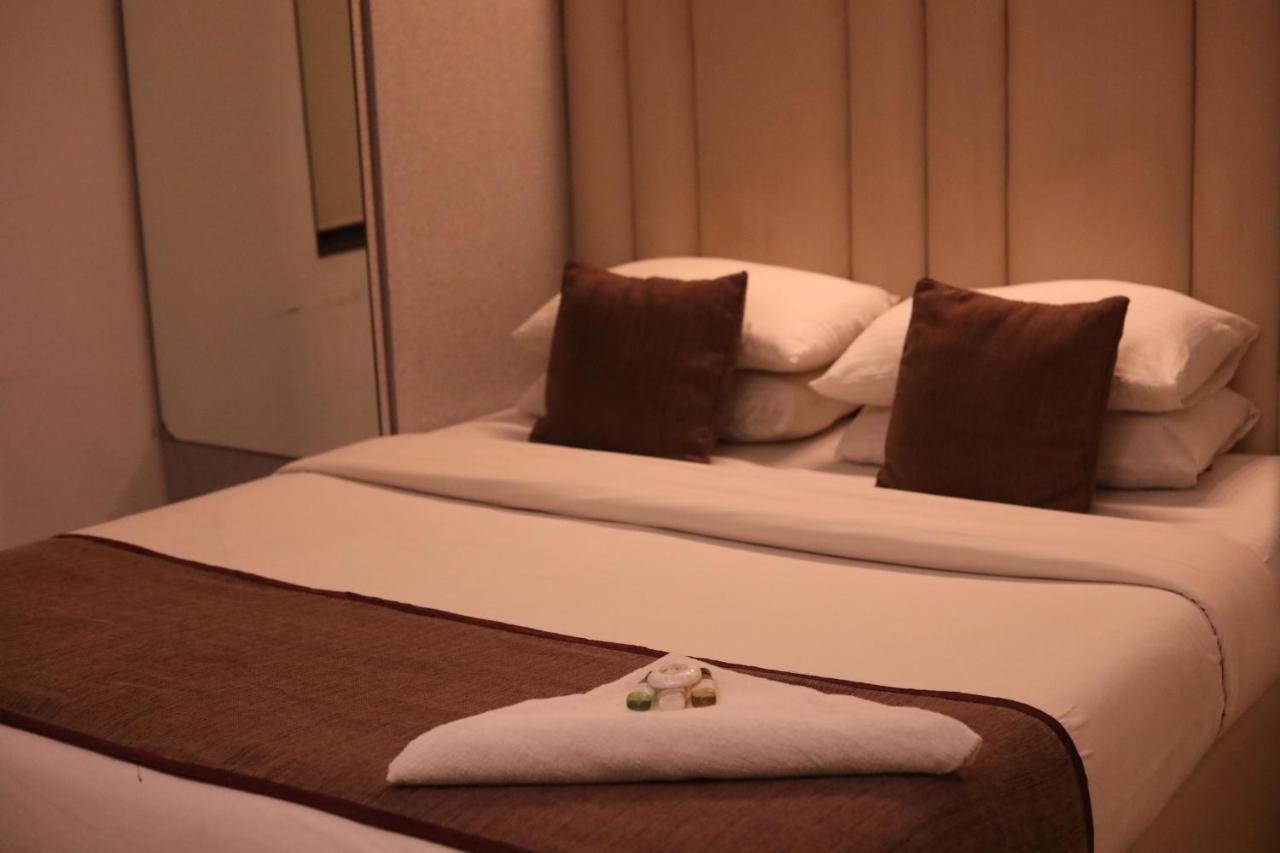 Hotel Samraj Mumbai Luaran gambar